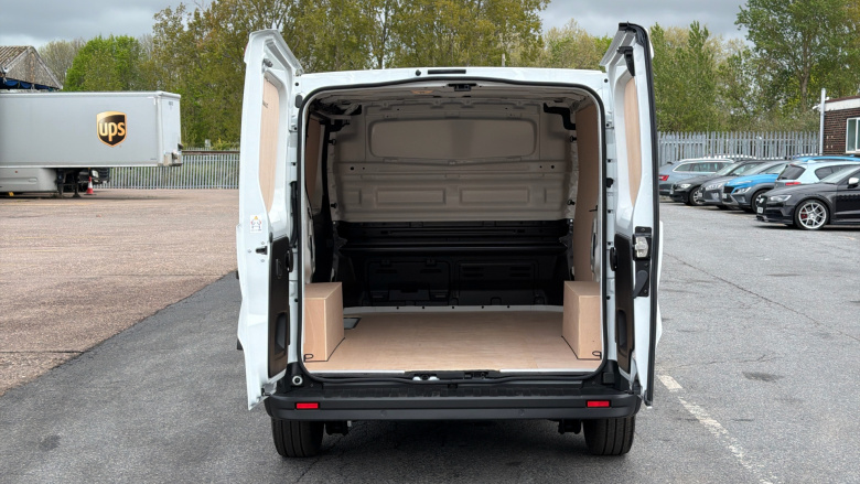 Renault Trafic Swb Diesel SL30 Blue dCi 130 Advance [Safety] Van